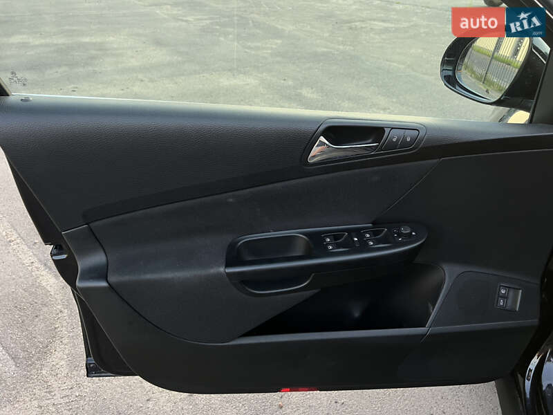 Універсал Volkswagen Passat 2008 в Києві фото 21 Універсал Volkswagen Passat 2008 в Києві