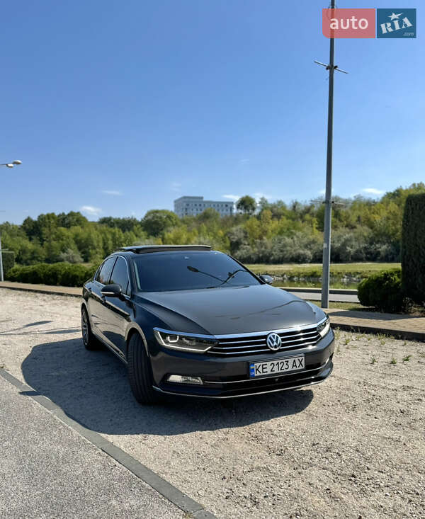 Седан Volkswagen Passat 2017 в Днепре фото 3 Седан Volkswagen Passat 2017 в Днепре