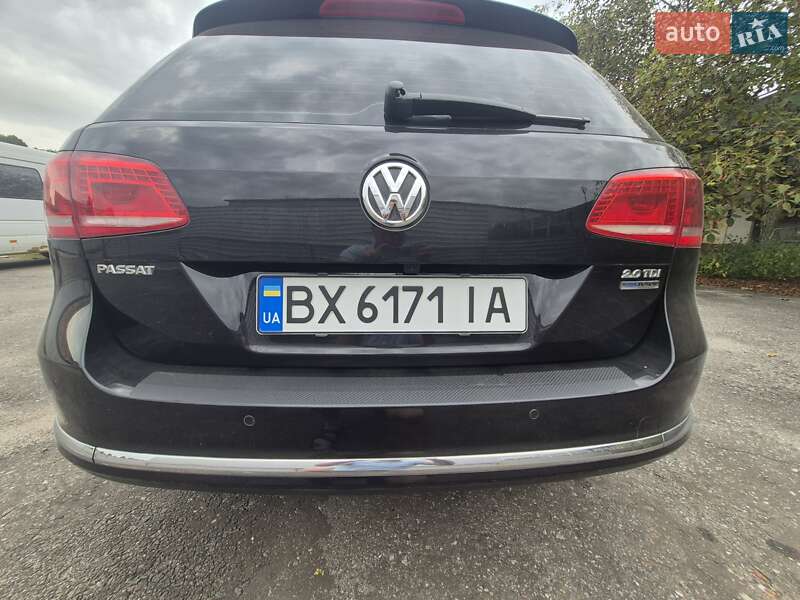 Универсал Volkswagen Passat 2013 в Хмельницком