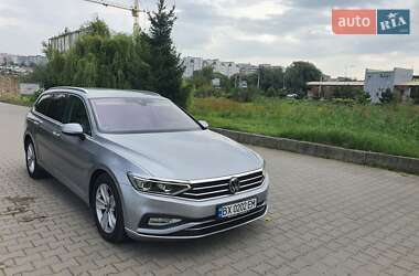 Універсал Volkswagen Passat 2021 в Хмельницькому