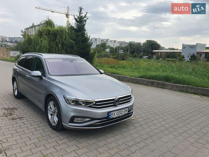 Volkswagen Passat 2021