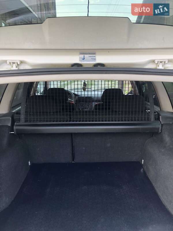 Универсал Volkswagen Passat 2000 в Ровно