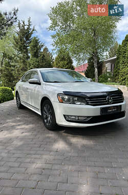 Седан Volkswagen Passat 2014 в Кропивницком