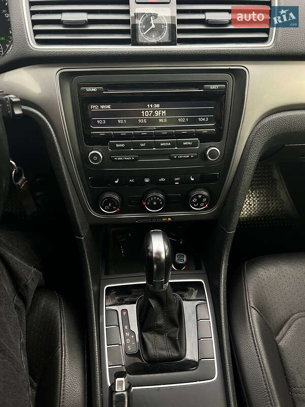 Седан Volkswagen Passat 2014 в Белогородке фото 11 Седан Volkswagen Passat 2014 в Белогородке