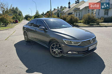 Седан Volkswagen Passat 2016 в Броварах