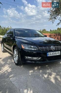 Седан Volkswagen Passat 2014 в Хорошеві