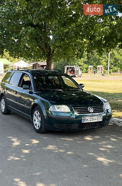 Универсал Volkswagen Passat 2003 в Ровно