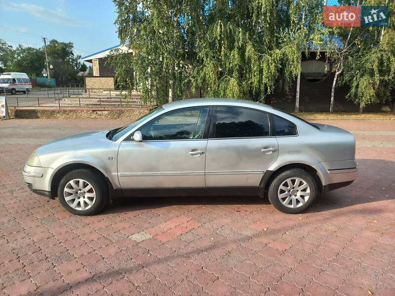 Седан Volkswagen Passat 2002 в Бердичеве