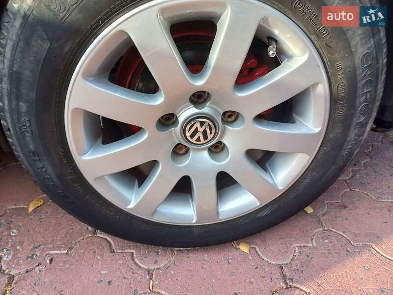 Седан Volkswagen Passat 2002 в Бердичеве