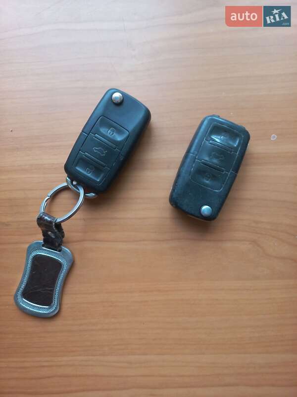 Седан Volkswagen Passat 2002 в Бердичеве