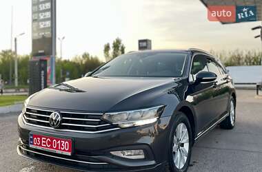 Универсал Volkswagen Passat 2020 в Дубно