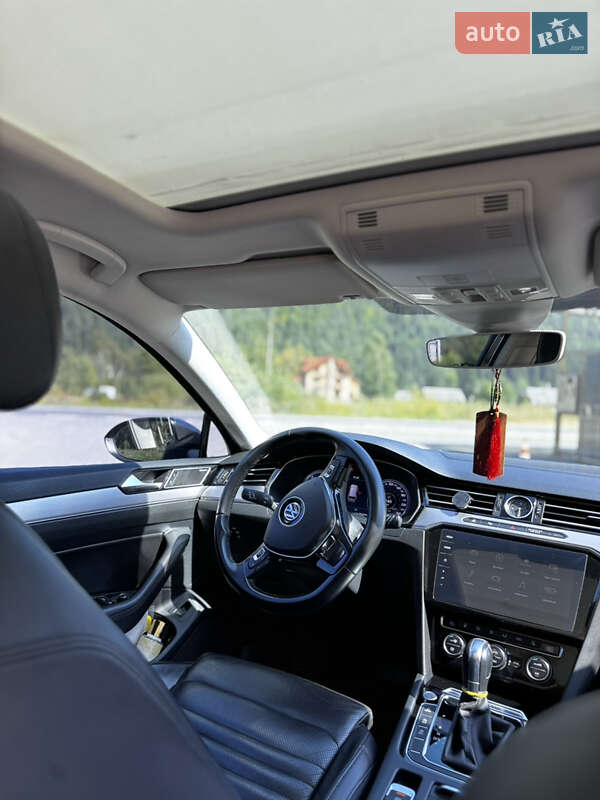 Універсал Volkswagen Passat 2014 в Івано-Франківську