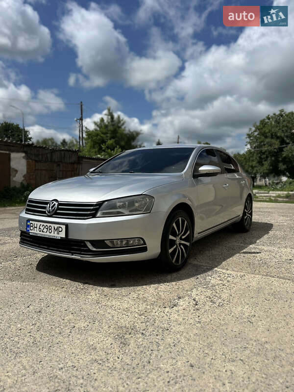 Седан Volkswagen Passat 2013 в Кодыме