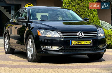 Седан Volkswagen Passat 2015 в Львове