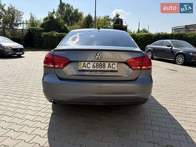 Седан Volkswagen Passat 2014 в Киеве