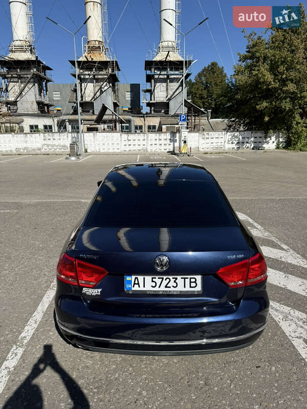 Седан Volkswagen Passat 2014 в Киеве
