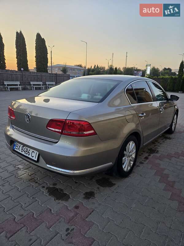 Седан Volkswagen Passat 2012 в Дунаевцах фото 10 Седан Volkswagen Passat 2012 в Дунаевцах