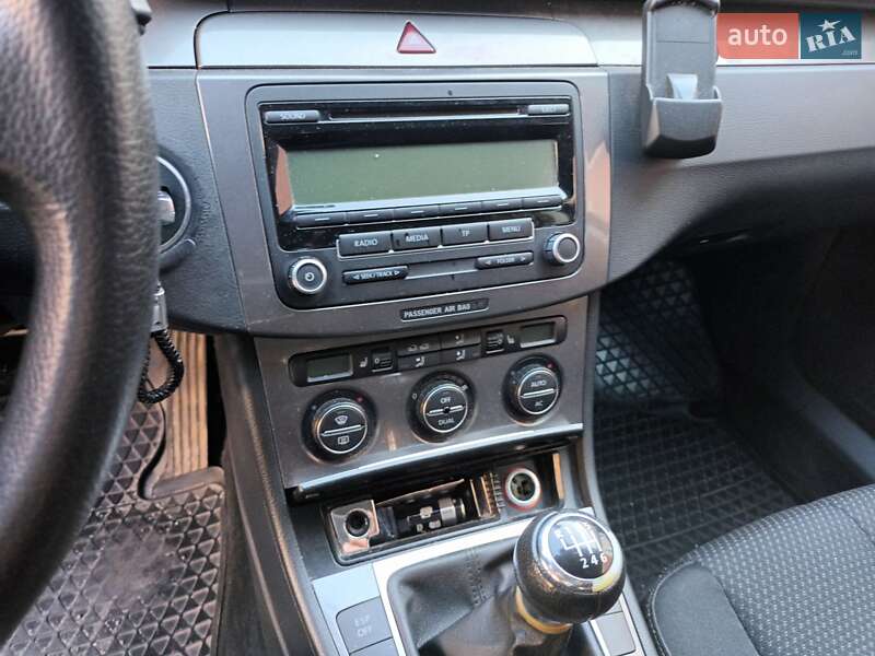 Універсал Volkswagen Passat 2008 в Бердичеві фото 13 Універсал Volkswagen Passat 2008 в Бердичеві
