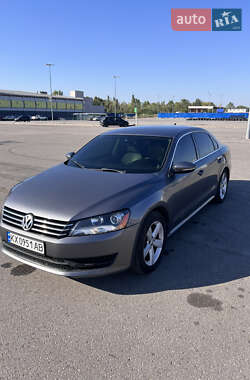 Седан Volkswagen Passat 2012 в Харкові