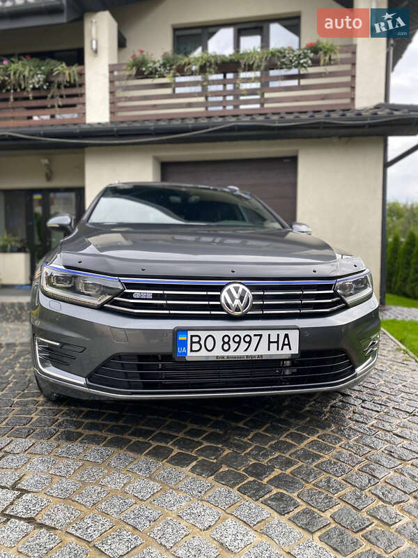 Универсал Volkswagen Passat 2016 в Тернополе