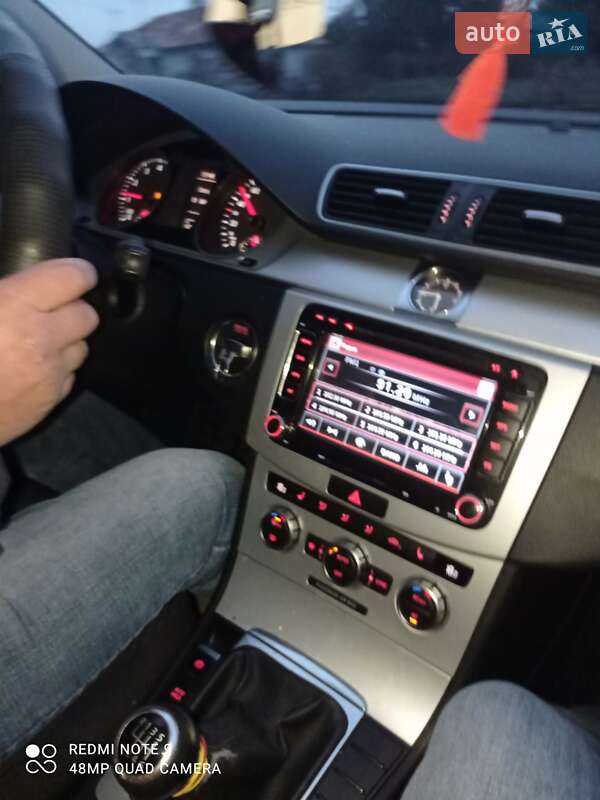 Седан Volkswagen Passat 2012 в Тернополе