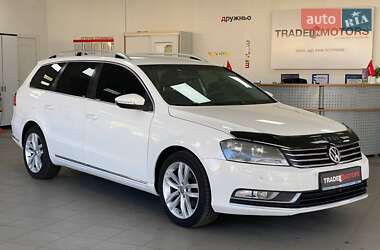 Універсал Volkswagen Passat 2011 в Києві