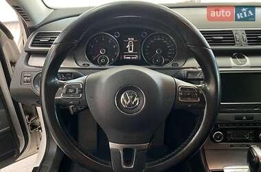 Универсал Volkswagen Passat 2011 в 