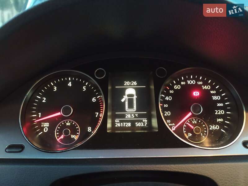 Универсал Volkswagen Passat 2009 в Кривом Роге