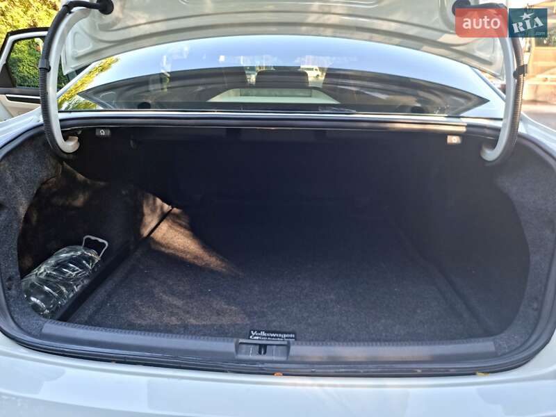 Седан Volkswagen Passat 2018 в Черновцах фото 35 Седан Volkswagen Passat 2018 в Черновцах