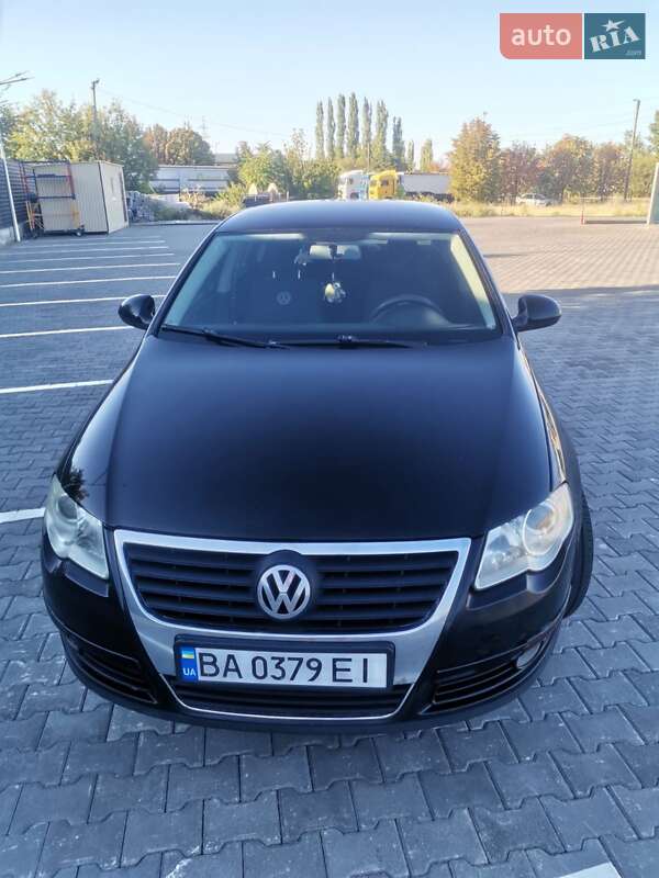 Седан Volkswagen Passat 2007 в Николаеве