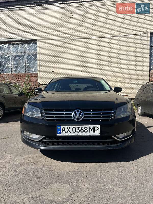 Седан Volkswagen Passat 2014 в Києві