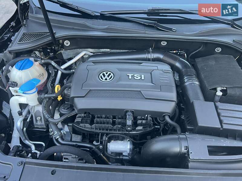 Седан Volkswagen Passat 2016 в Черкасах