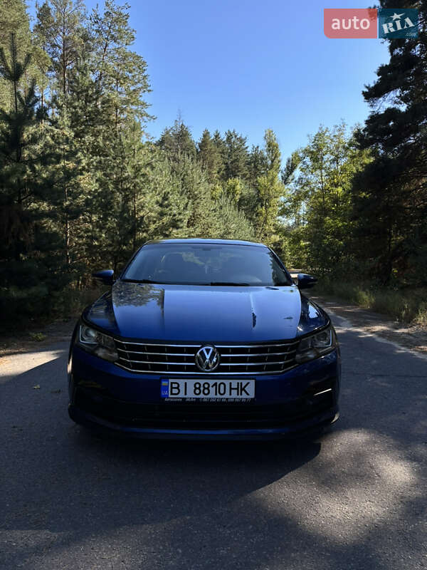 Седан Volkswagen Passat 2016 в Кременчуге