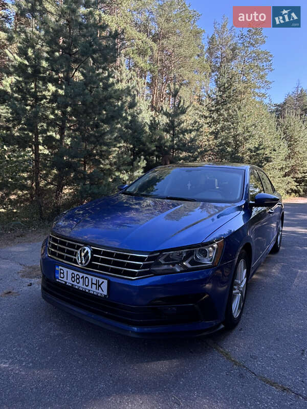 Седан Volkswagen Passat 2016 в Кременчуге