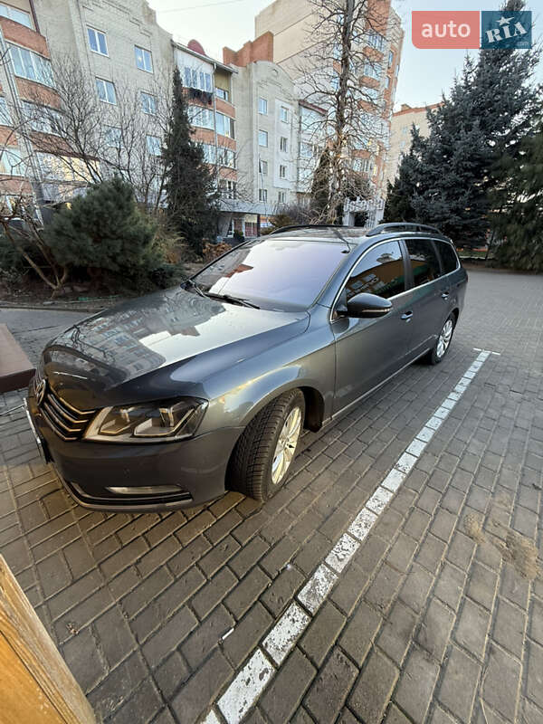 Volkswagen Passat 2012 Volkswagen Passat 2012