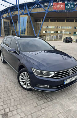 Універсал Volkswagen Passat 2015 в Харкові