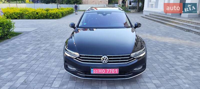 Универсал Volkswagen Passat 2019 в Житомире
