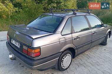 Седан Volkswagen Passat 1991 в Стрию