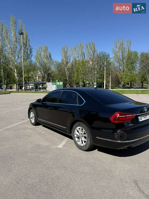 Седан Volkswagen Passat 2015 в Одесі