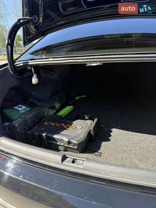 Седан Volkswagen Passat 2015 в Одесі