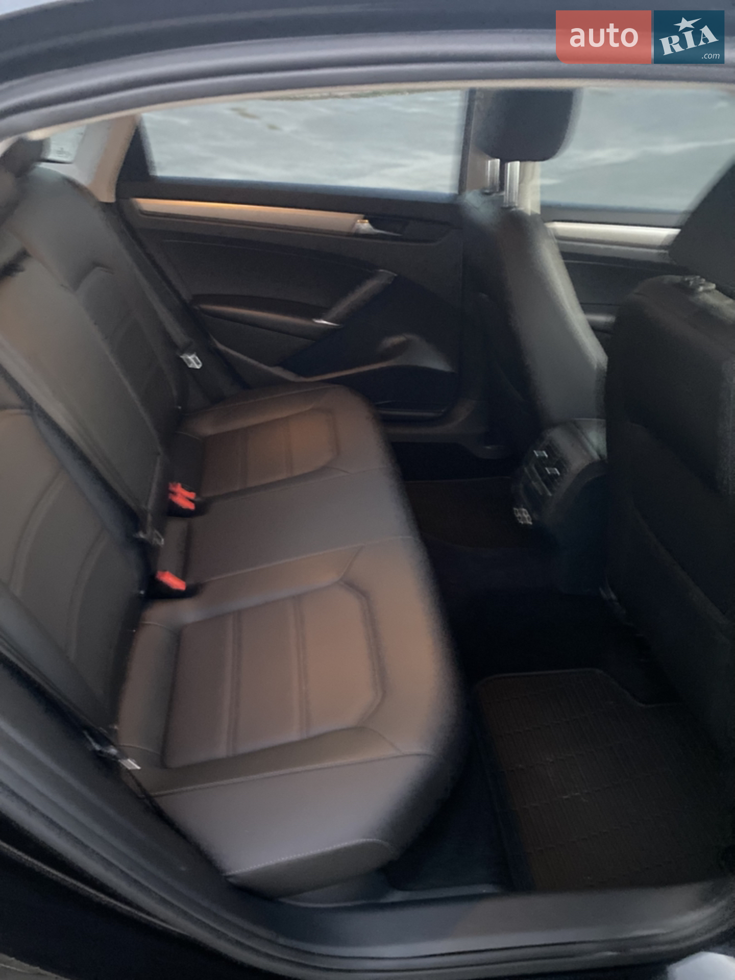 2021 Volkswagen Passat - мініатюра 14