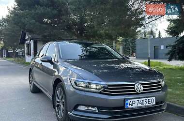 Седан Volkswagen Passat 2017 в 