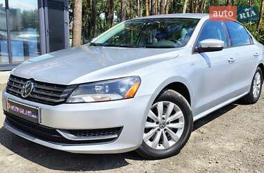 Седан Volkswagen Passat 2014 в Киеве