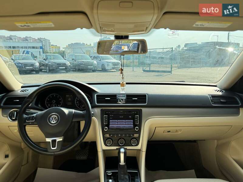 Седан Volkswagen Passat 2015 в Львові фото 19 Седан Volkswagen Passat 2015 в Львові