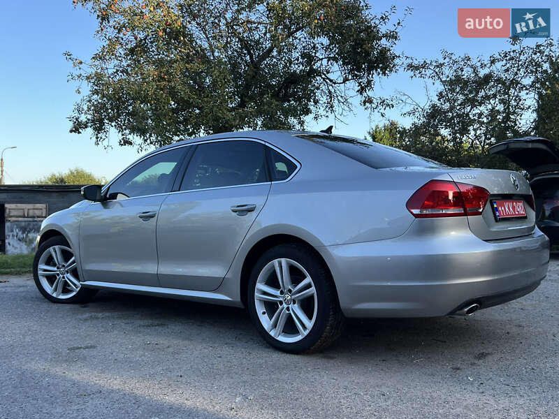 Седан Volkswagen Passat 2014 в Хмельницькому