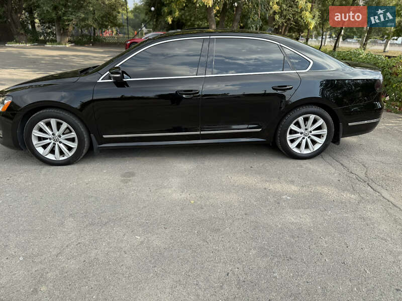 Седан Volkswagen Passat 2013 в Днепре