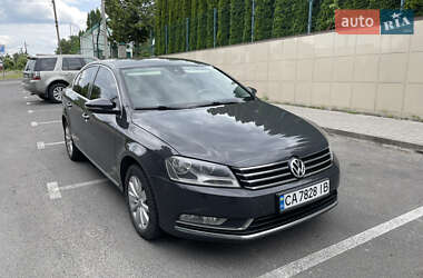 Седан Volkswagen Passat 2013 в Умані