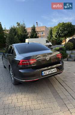 Седан Volkswagen Passat 2018 в 