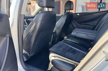 Седан Volkswagen Passat 2005 в 