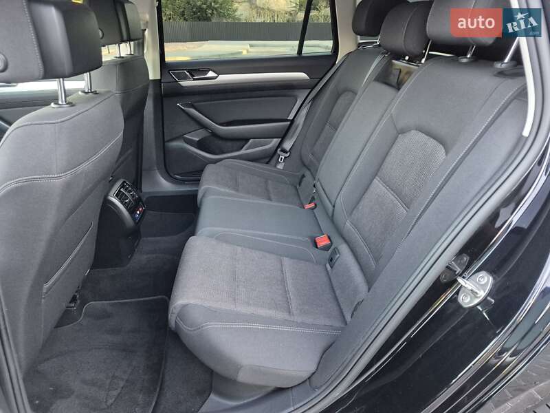 Универсал Volkswagen Passat 2019 в Одессе фото 38 Универсал Volkswagen Passat 2019 в Одессе